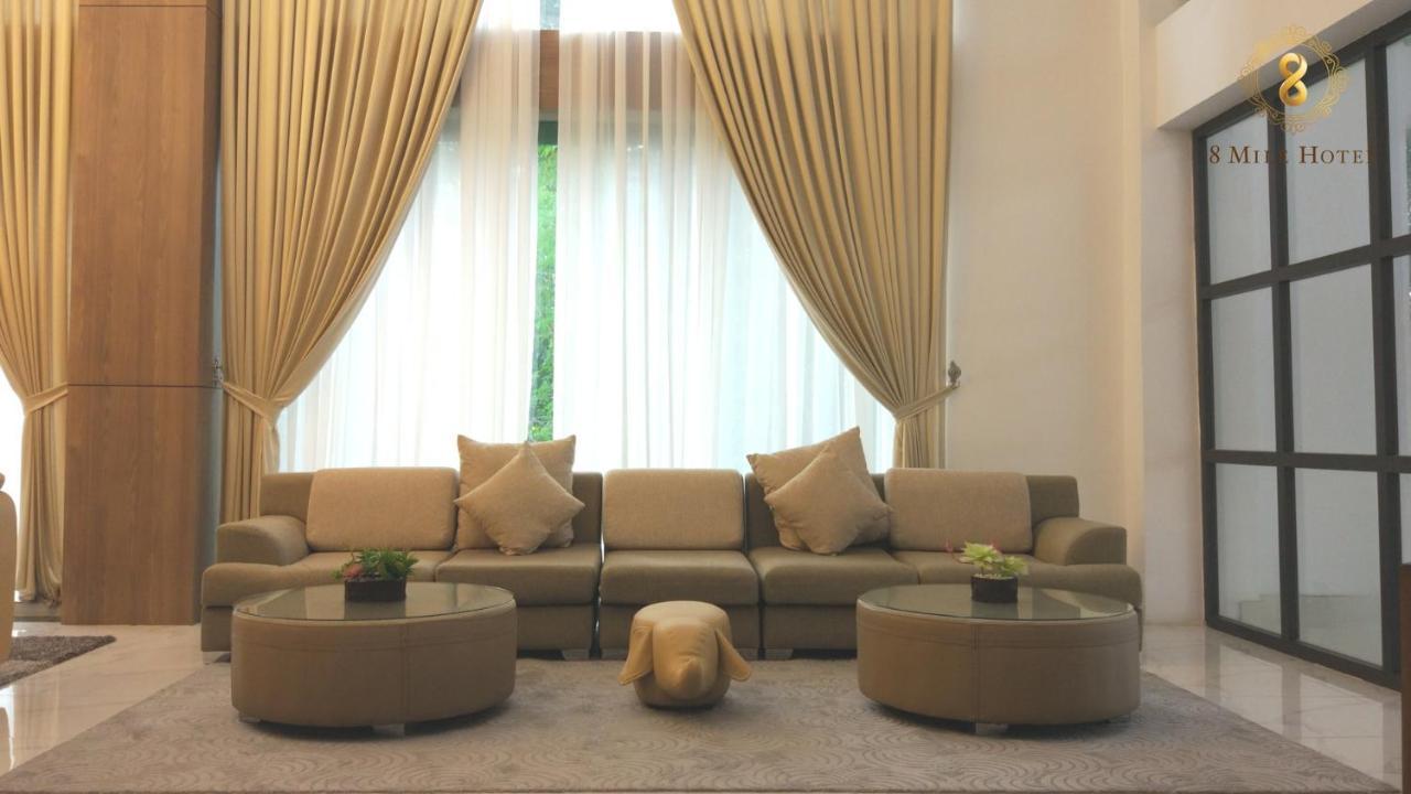 יאנגון 8 Mile Hotel מראה חיצוני תמונה
